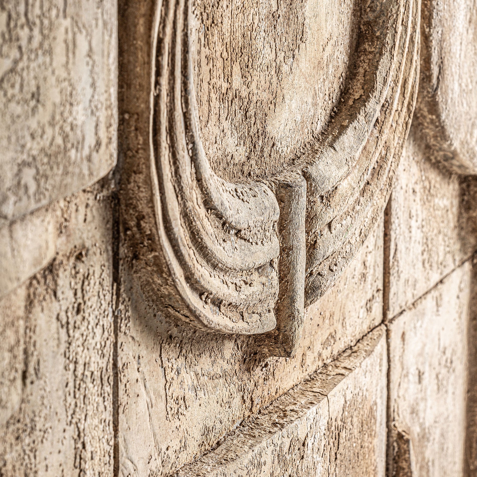 AKARIT WALL ART